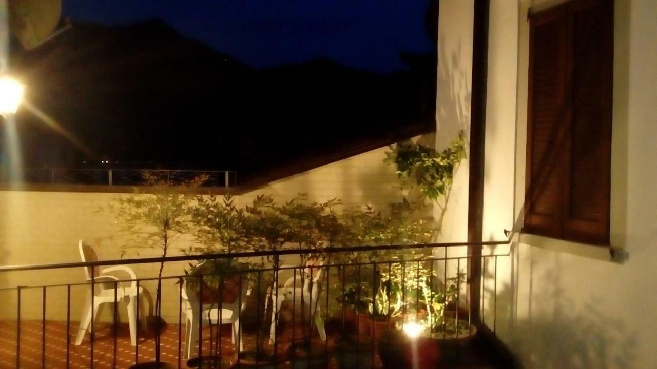 Casa Vacanze Da Graziella Lovere Eksteriør billede